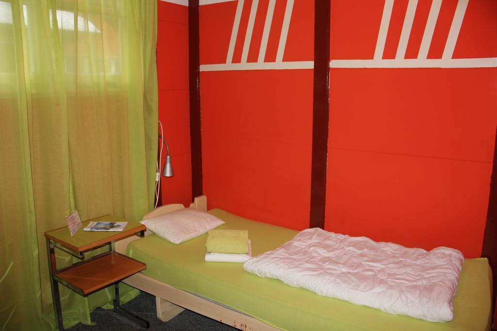 גרינדלוולד Downtown Lodge Hostel - Unique Simple Central מראה חיצוני תמונה