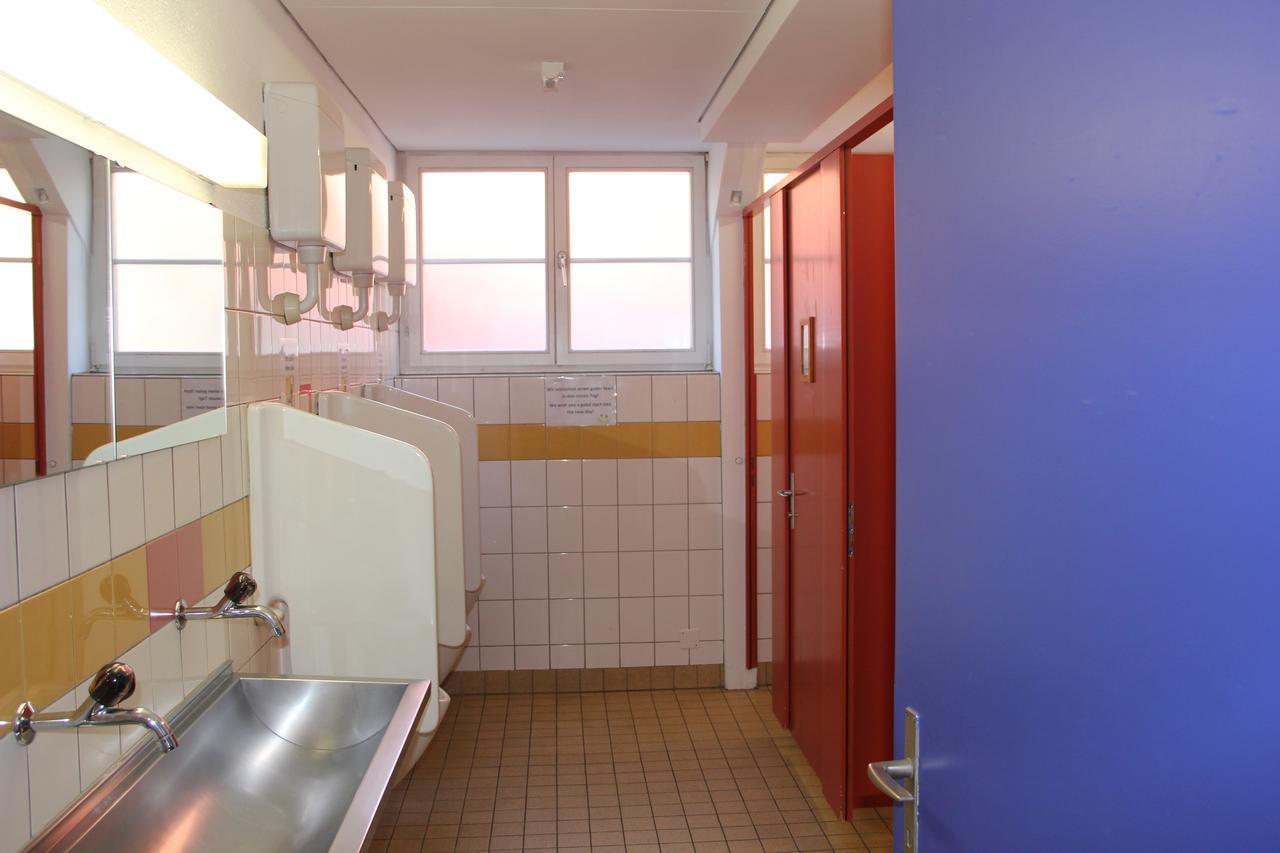גרינדלוולד Downtown Lodge Hostel - Unique Simple Central מראה חיצוני תמונה