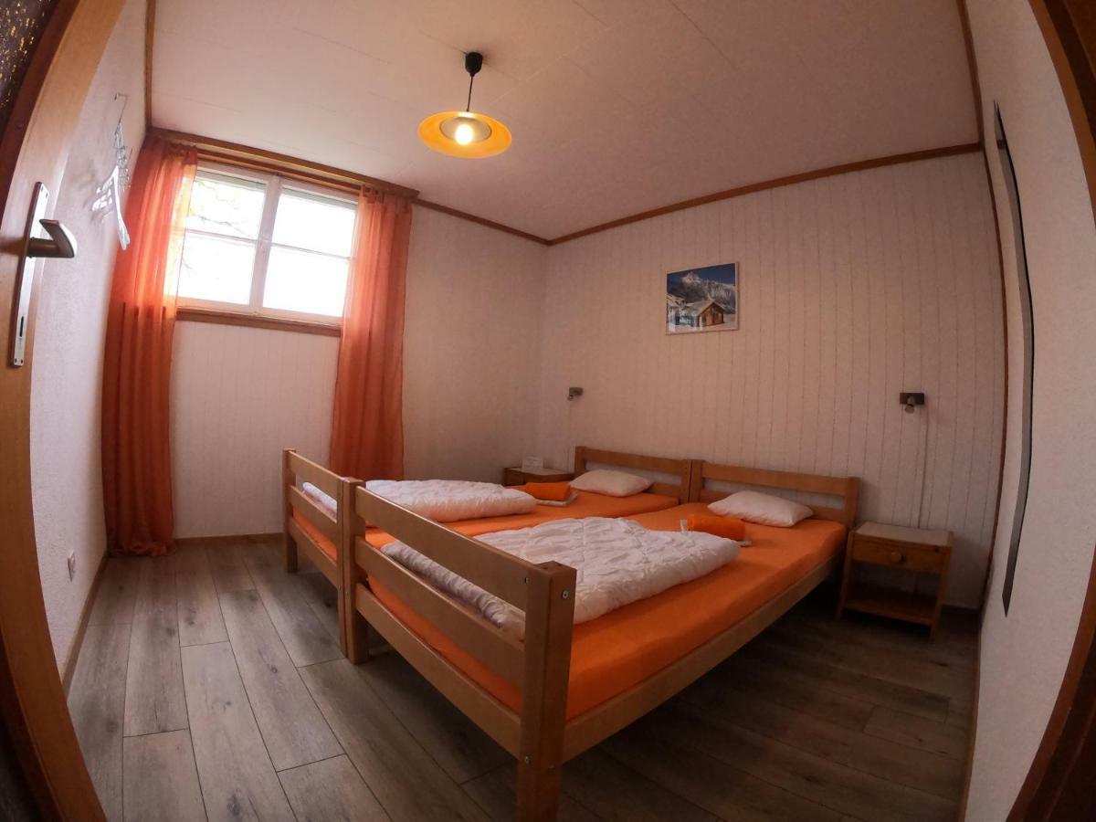 גרינדלוולד Downtown Lodge Hostel - Unique Simple Central מראה חיצוני תמונה